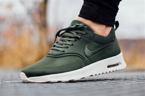 nike air max thea groen|nike air max thea outfits.